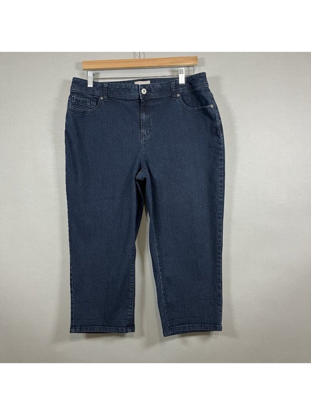 Chicos Denim Mid Rise Five Pocket Capris